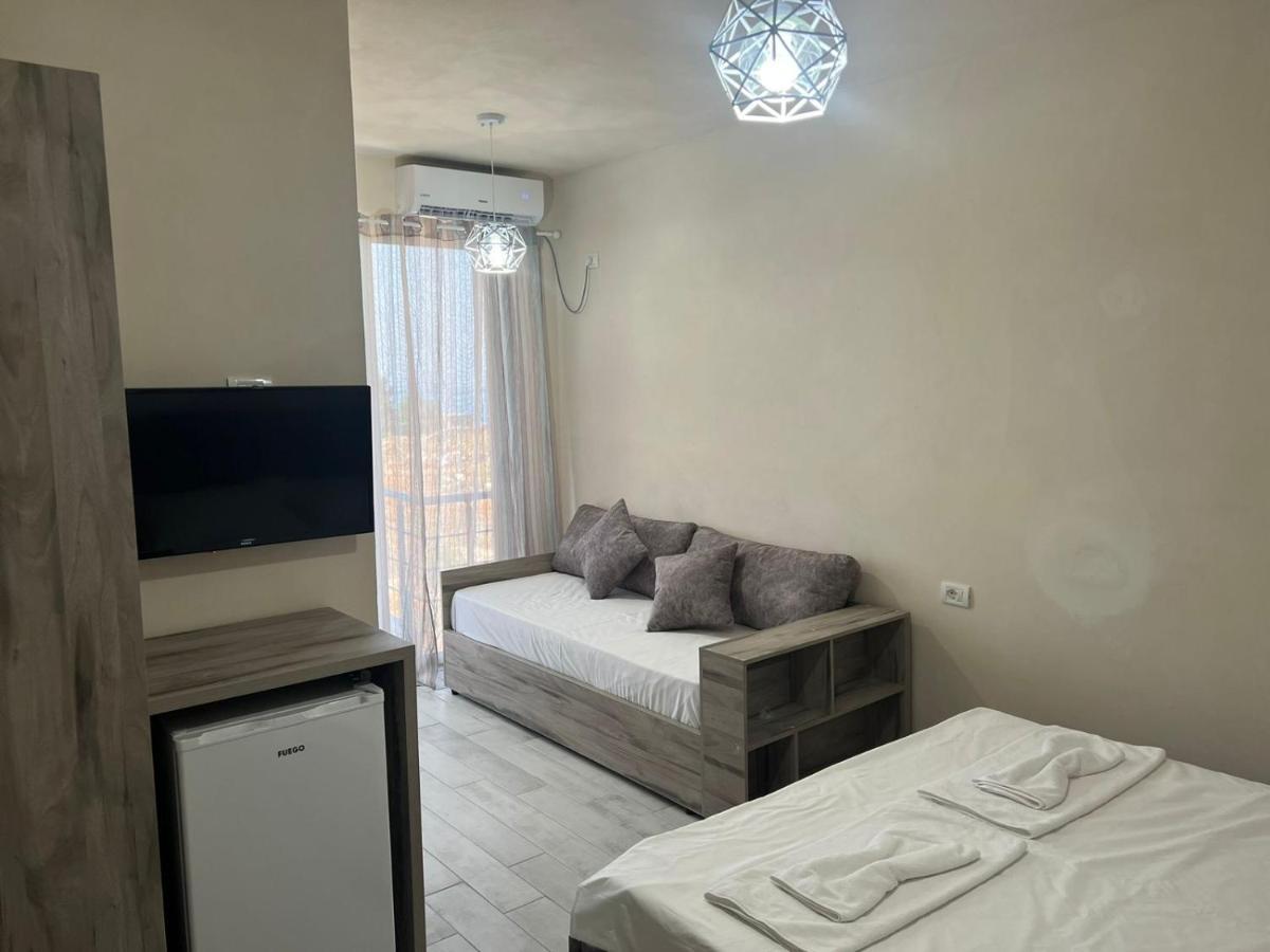 Noah'S Home Himare Exterior photo