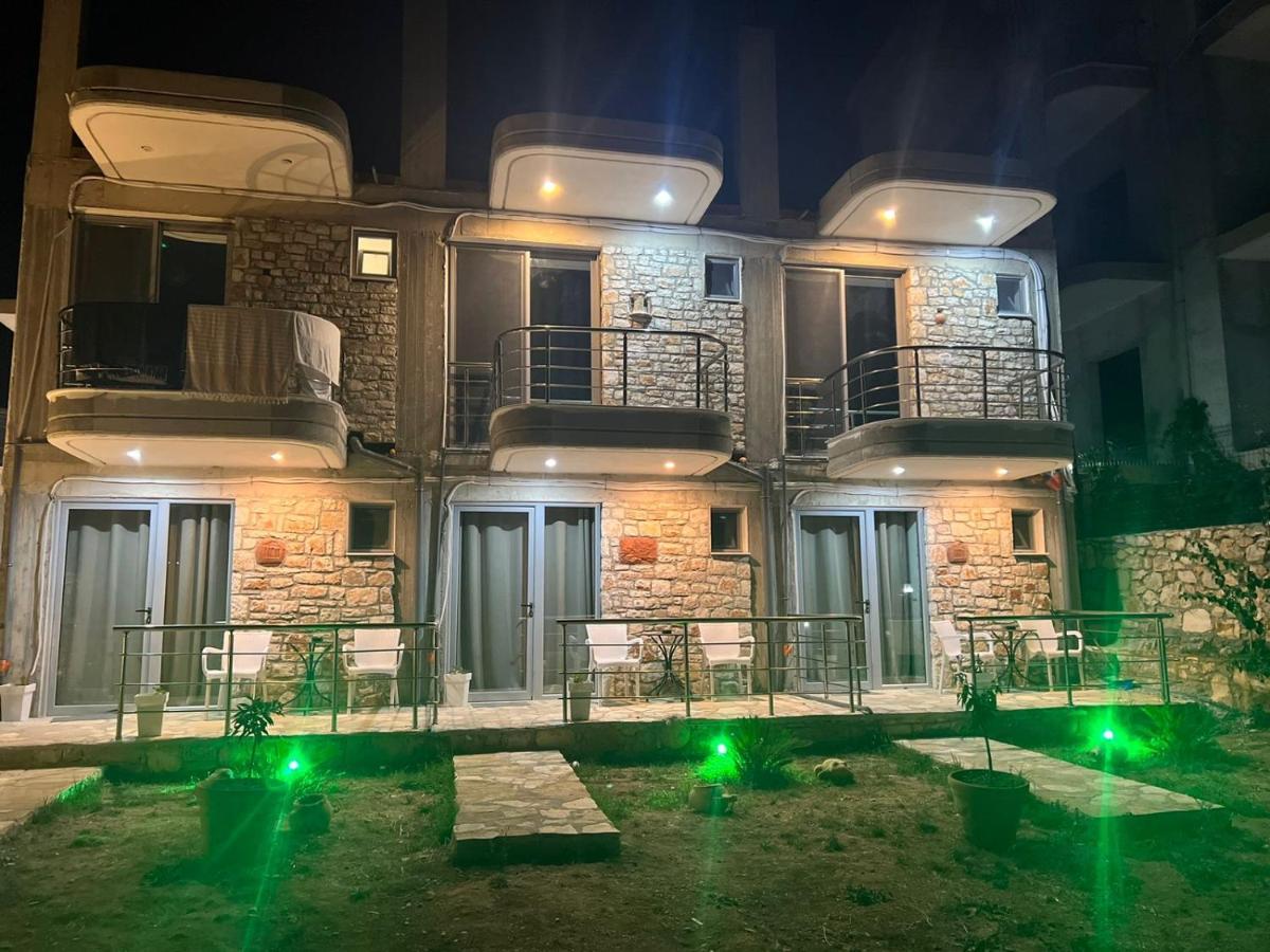 Noah'S Home Himare Exterior photo