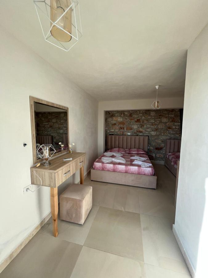 Noah'S Home Himare Exterior photo
